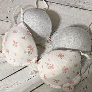 Set of 2- Laura Ashley Push-Up Bras NWOT